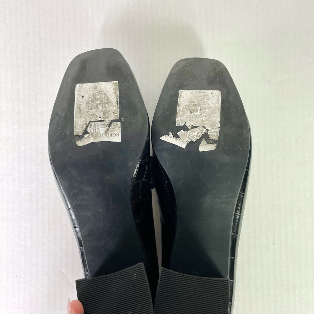 NORDSTROM RACK block heel loafers croc print - Picture 5 of 6